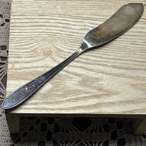 Silver Butter Knife - Picture 4 of 7